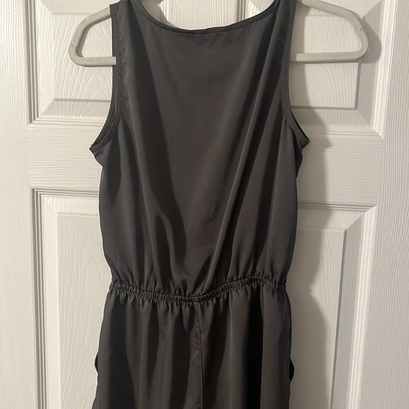 Like new Express Romper Army Green - Picture 5 of 5